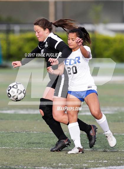 Thumbnail 2 in Granada Hills Charter vs. El Camino Real (CIF LA City Section D1 Final) photogallery.