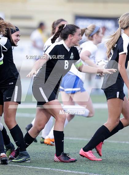 Thumbnail 2 in Granada Hills Charter vs. El Camino Real (CIF LA City Section D1 Final) photogallery.