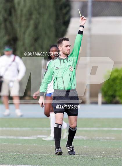 Thumbnail 2 in Granada Hills Charter vs. El Camino Real (CIF LA City Section D1 Final) photogallery.