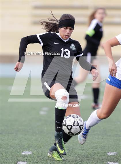 Thumbnail 2 in Granada Hills Charter vs. El Camino Real (CIF LA City Section D1 Final) photogallery.
