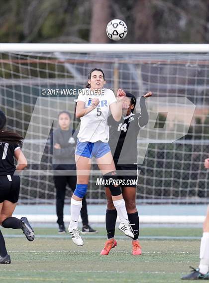 Thumbnail 1 in Granada Hills Charter vs. El Camino Real (CIF LA City Section D1 Final) photogallery.
