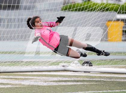 Thumbnail 3 in Granada Hills Charter vs. El Camino Real (CIF LA City Section D1 Final) photogallery.