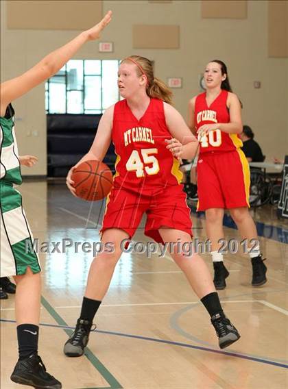 Thumbnail 3 in Mt. Carmel vs. Granada Hills (So Cal Holiday Prep Classic) photogallery.