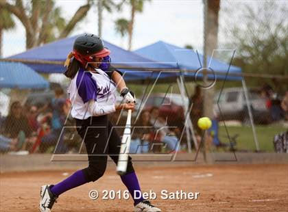 Thumbnail 2 in Yucca Valley vs Shadow Hills photogallery.