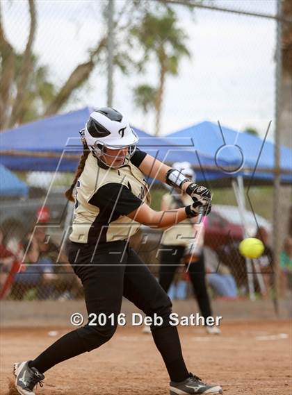 Thumbnail 2 in Yucca Valley vs Shadow Hills photogallery.