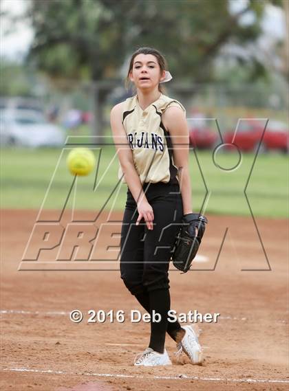 Thumbnail 1 in Yucca Valley vs Shadow Hills photogallery.