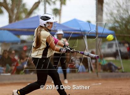 Thumbnail 2 in Yucca Valley vs Shadow Hills photogallery.