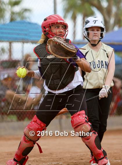 Thumbnail 1 in Yucca Valley vs Shadow Hills photogallery.