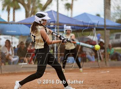 Thumbnail 3 in Yucca Valley vs Shadow Hills photogallery.