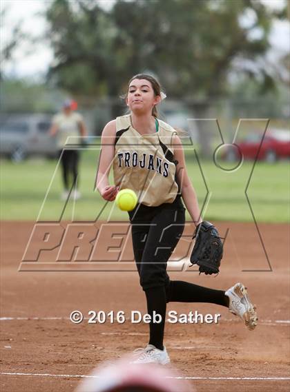 Thumbnail 2 in Yucca Valley vs Shadow Hills photogallery.