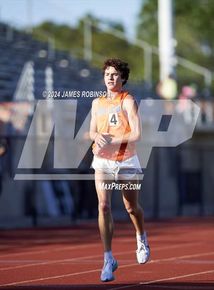 Thumbnail 2 in FHSAA District 3-2A (3200 Meter) photogallery.