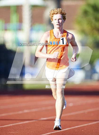 Thumbnail 1 in FHSAA District 3-2A (3200 Meter) photogallery.