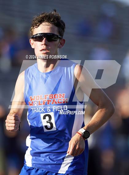 Thumbnail 2 in FHSAA District 3-2A (3200 Meter) photogallery.