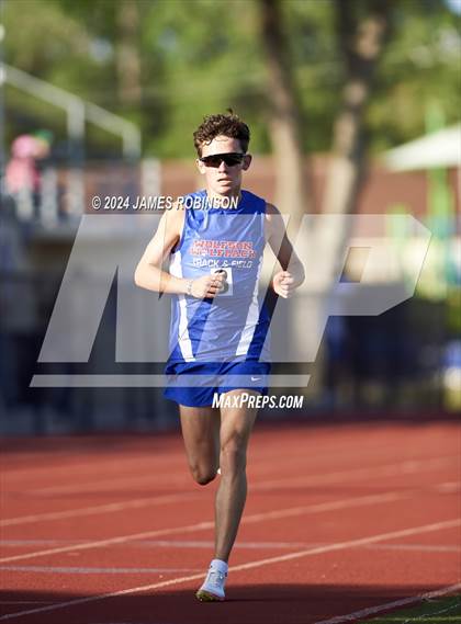 Thumbnail 3 in FHSAA District 3-2A (3200 Meter) photogallery.