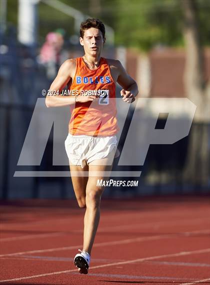 Thumbnail 1 in FHSAA District 3-2A (3200 Meter) photogallery.