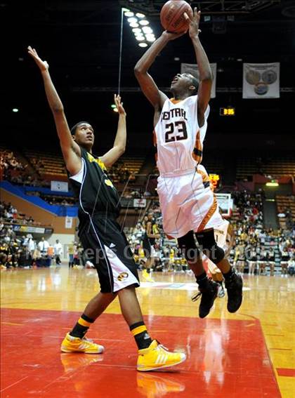 Thumbnail 2 in Central vs. Edison (CIF CS D1 Final) photogallery.