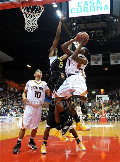 Thumbnail 3 in Central vs. Edison (CIF CS D1 Final) photogallery.