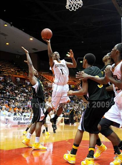 Thumbnail 3 in Central vs. Edison (CIF CS D1 Final) photogallery.