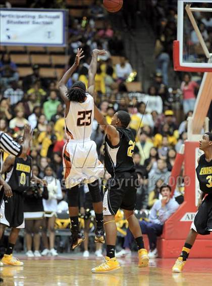 Thumbnail 3 in Central vs. Edison (CIF CS D1 Final) photogallery.