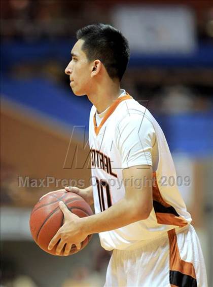 Thumbnail 2 in Central vs. Edison (CIF CS D1 Final) photogallery.