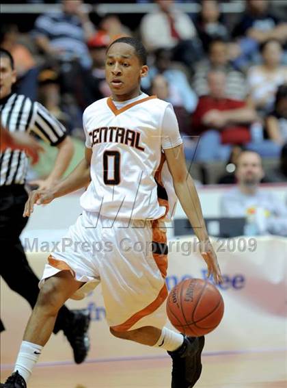Thumbnail 2 in Central vs. Edison (CIF CS D1 Final) photogallery.