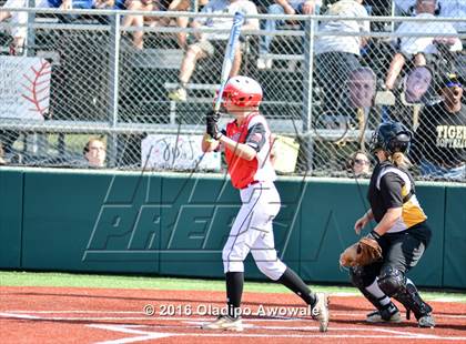 Thumbnail 2 in West vs. Malakoff (UIL Class 3A Region III Final) photogallery.