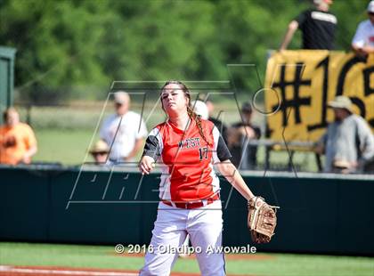 Thumbnail 1 in West vs. Malakoff (UIL Class 3A Region III Final) photogallery.