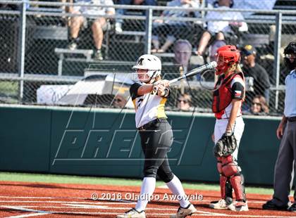 Thumbnail 3 in West vs. Malakoff (UIL Class 3A Region III Final) photogallery.
