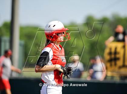 Thumbnail 2 in West vs. Malakoff (UIL Class 3A Region III Final) photogallery.