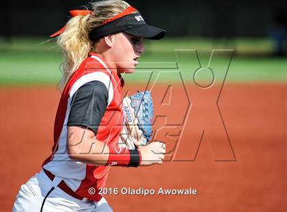 Thumbnail 1 in West vs. Malakoff (UIL Class 3A Region III Final) photogallery.