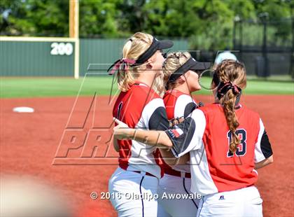 Thumbnail 2 in West vs. Malakoff (UIL Class 3A Region III Final) photogallery.