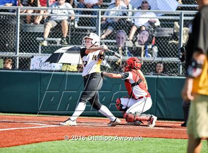 Thumbnail 3 in West vs. Malakoff (UIL Class 3A Region III Final) photogallery.
