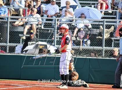 Thumbnail 1 in West vs. Malakoff (UIL Class 3A Region III Final) photogallery.
