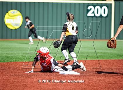 Thumbnail 3 in West vs. Malakoff (UIL Class 3A Region III Final) photogallery.