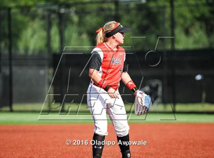 Thumbnail 1 in West vs. Malakoff (UIL Class 3A Region III Final) photogallery.