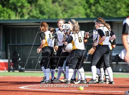 Thumbnail 1 in West vs. Malakoff (UIL Class 3A Region III Final) photogallery.