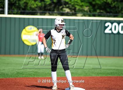Thumbnail 2 in West vs. Malakoff (UIL Class 3A Region III Final) photogallery.