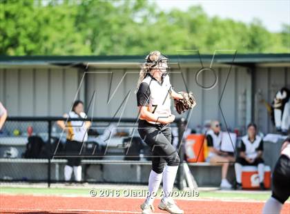 Thumbnail 1 in West vs. Malakoff (UIL Class 3A Region III Final) photogallery.