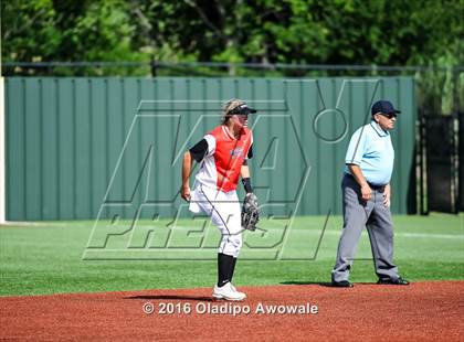 Thumbnail 2 in West vs. Malakoff (UIL Class 3A Region III Final) photogallery.