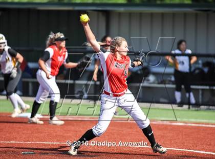 Thumbnail 3 in West vs. Malakoff (UIL Class 3A Region III Final) photogallery.