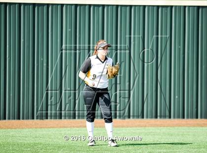Thumbnail 3 in West vs. Malakoff (UIL Class 3A Region III Final) photogallery.