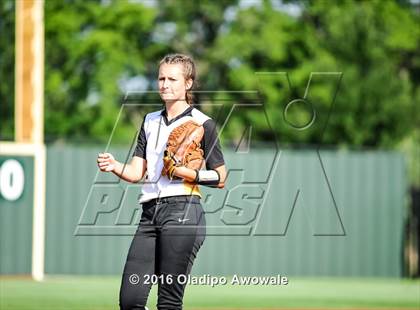 Thumbnail 3 in West vs. Malakoff (UIL Class 3A Region III Final) photogallery.