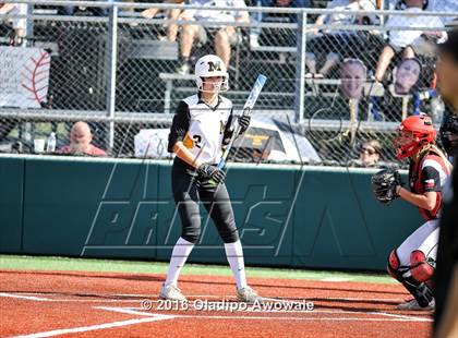 Thumbnail 2 in West vs. Malakoff (UIL Class 3A Region III Final) photogallery.