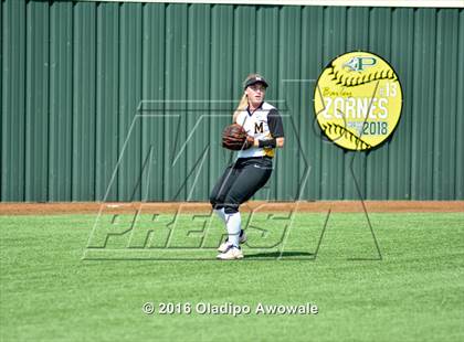 Thumbnail 1 in West vs. Malakoff (UIL Class 3A Region III Final) photogallery.