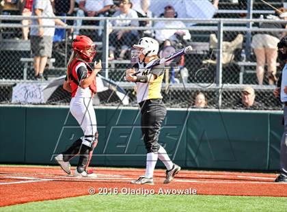Thumbnail 2 in West vs. Malakoff (UIL Class 3A Region III Final) photogallery.