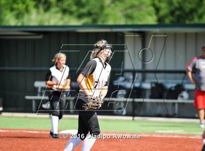 Thumbnail 3 in West vs. Malakoff (UIL Class 3A Region III Final) photogallery.