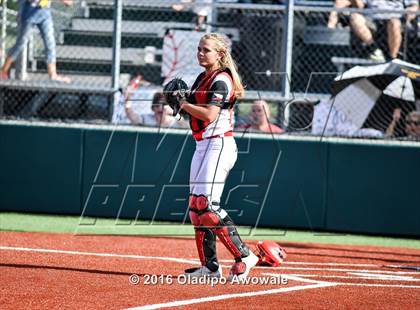 Thumbnail 2 in West vs. Malakoff (UIL Class 3A Region III Final) photogallery.