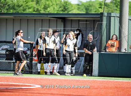 Thumbnail 3 in West vs. Malakoff (UIL Class 3A Region III Final) photogallery.