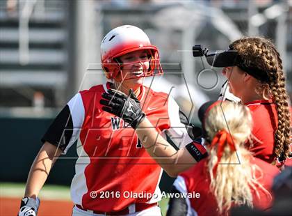 Thumbnail 2 in West vs. Malakoff (UIL Class 3A Region III Final) photogallery.