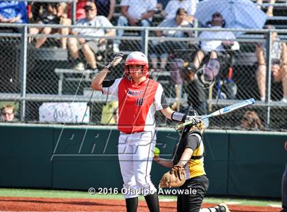 Thumbnail 2 in West vs. Malakoff (UIL Class 3A Region III Final) photogallery.
